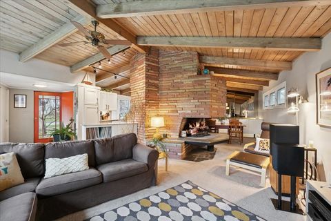 Tiny photo for 214 Hancock Avenue, Lake Bluff, IL 60044 (MLS # 12608357)