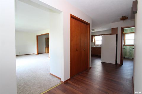 Tiny photo for 1510 7TH Avenue S, Clinton, IA 52732 (MLS # QC4265979)