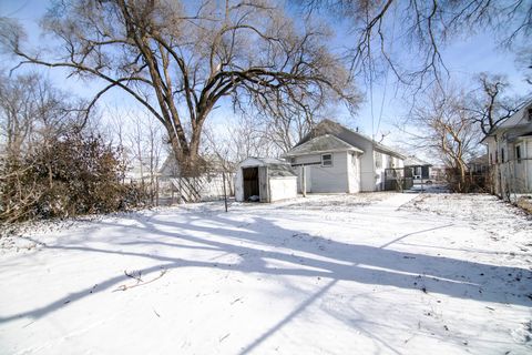 Tiny photo for 201 N Cottage Avenue, Kankakee, IL 60901 (MLS # 12572861)