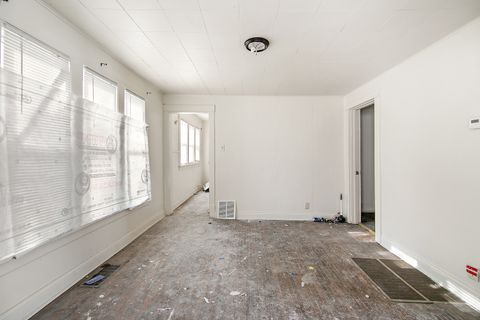 Tiny photo for 201 N Cottage Avenue, Kankakee, IL 60901 (MLS # 12572861)