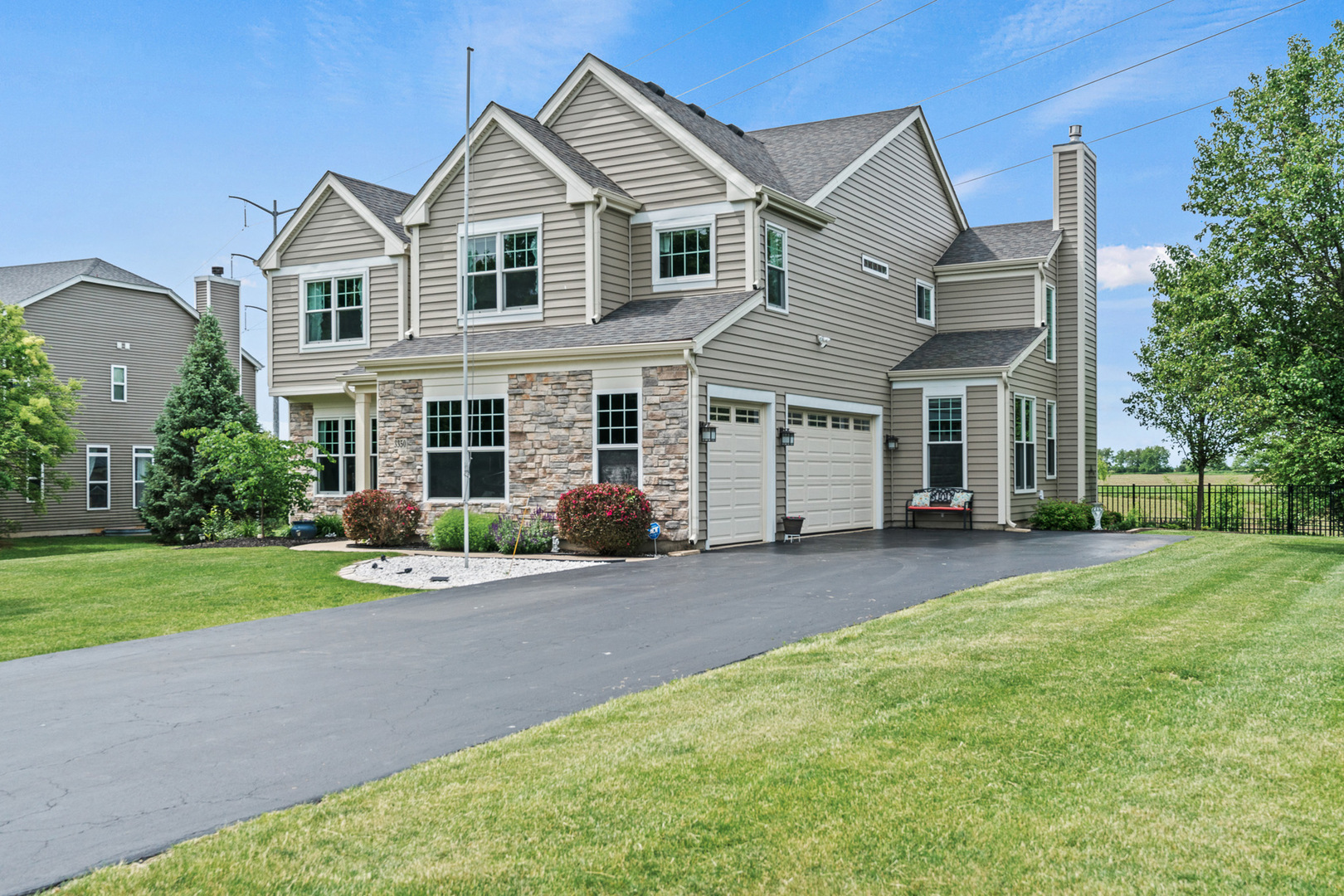 3350 Moraine Drive