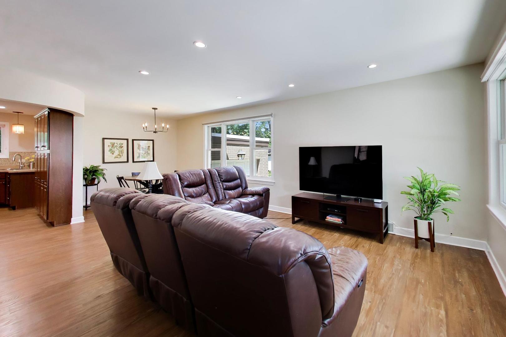 8312 N Oketo Avenue