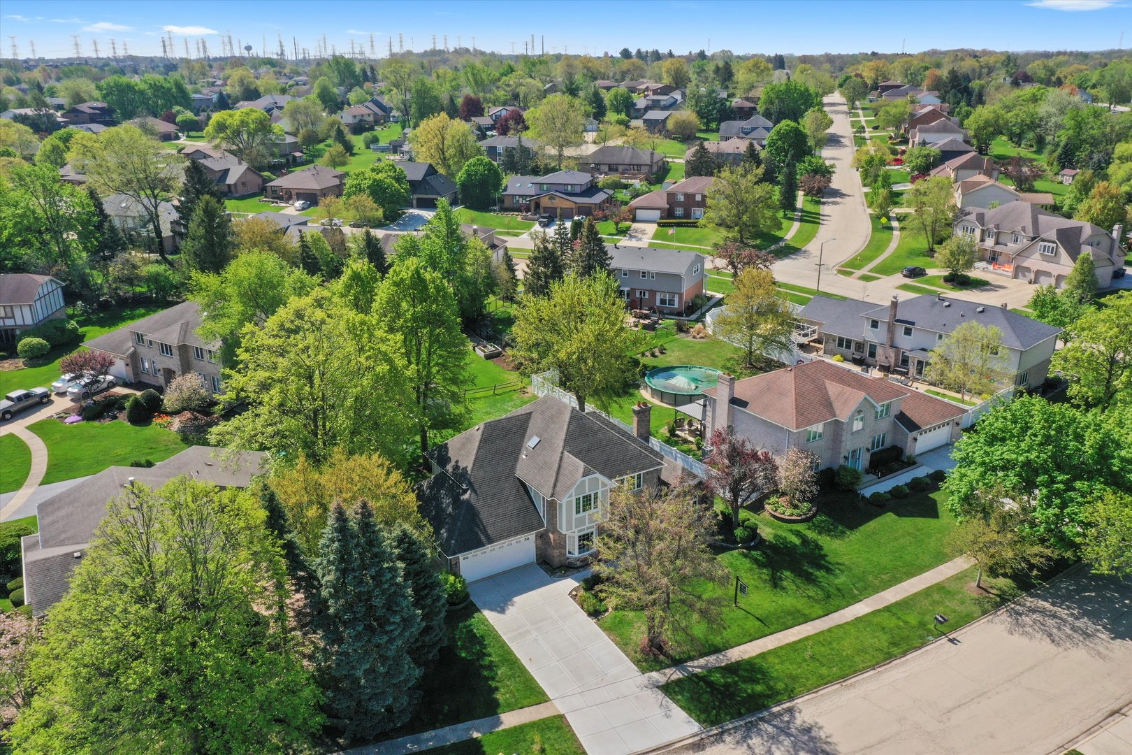 13315 W Creekside Drive