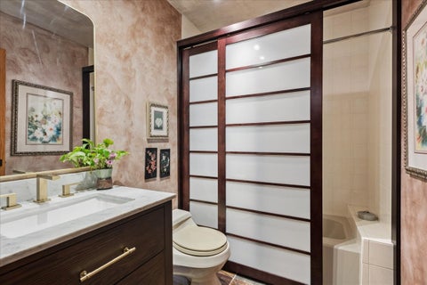 Tiny photo for 500 Parkview Place, Burr Ridge, IL 60527 (MLS # 12620653)