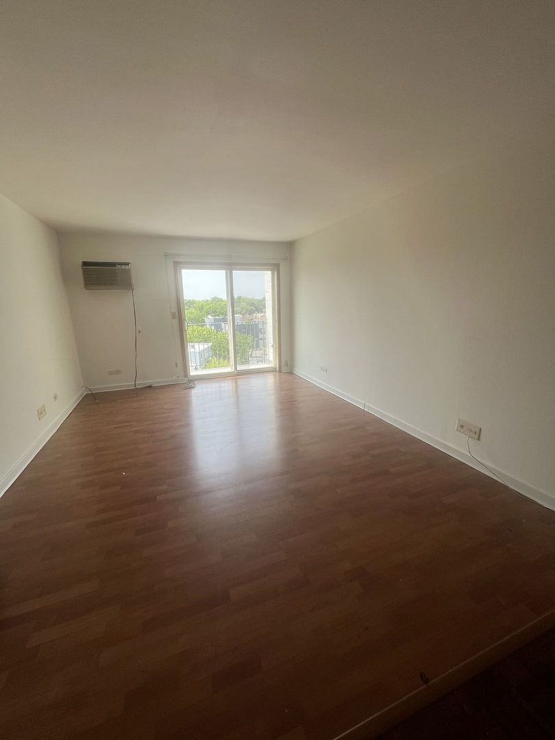 7449 Washington Street 606