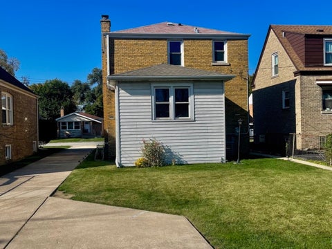 Tiny photo for 353 Bellwood Avenue, Bellwood, IL 60104 (MLS # 12797390)