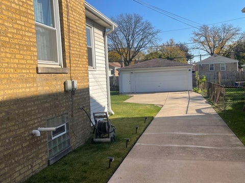 Tiny photo for 353 Bellwood Avenue, Bellwood, IL 60104 (MLS # 12797390)