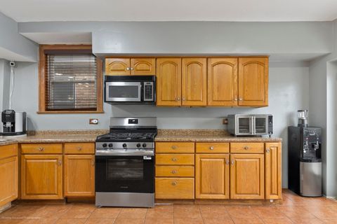 Tiny photo for 2714 N Mango Avenue, Chicago, IL 60639 (MLS # 12569262)