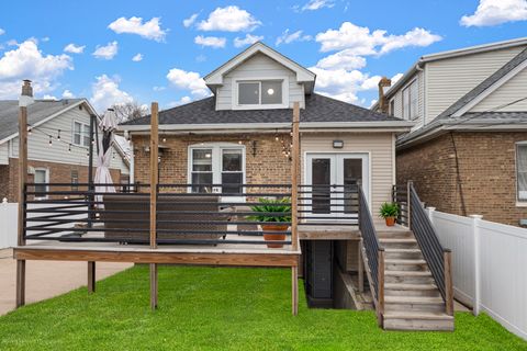 Tiny photo for 2714 N Mango Avenue, Chicago, IL 60639 (MLS # 12569262)
