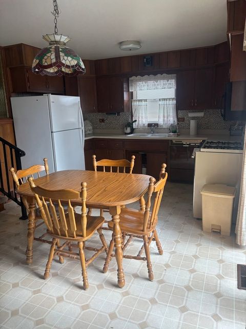 Tiny photo for 535 E 166th Place, South Holland, IL 60473 (MLS # 12551644)