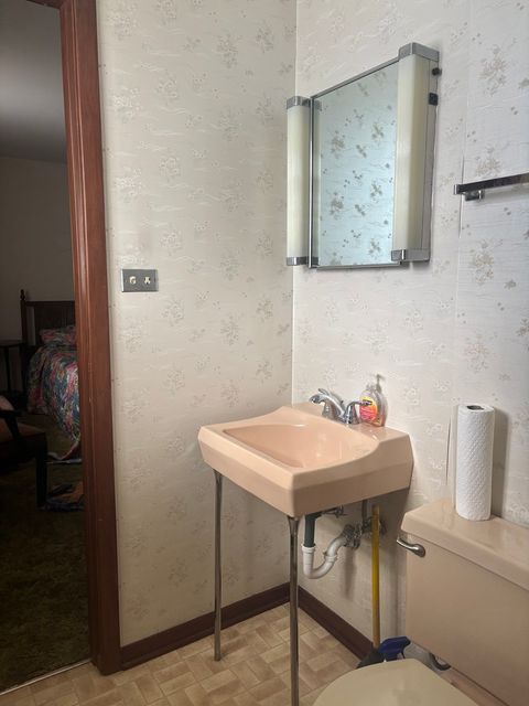 Tiny photo for 535 E 166th Place, South Holland, IL 60473 (MLS # 12551644)