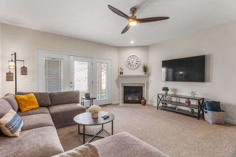 Tiny photo for 3604 Thornhill Drive #3604, Champaign, IL 61822 (MLS # 12603580)