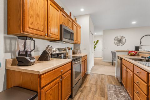 Tiny photo for 3604 Thornhill Drive #3604, Champaign, IL 61822 (MLS # 12603580)