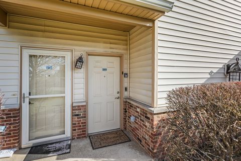 Tiny photo for 3604 Thornhill Drive #3604, Champaign, IL 61822 (MLS # 12603580)