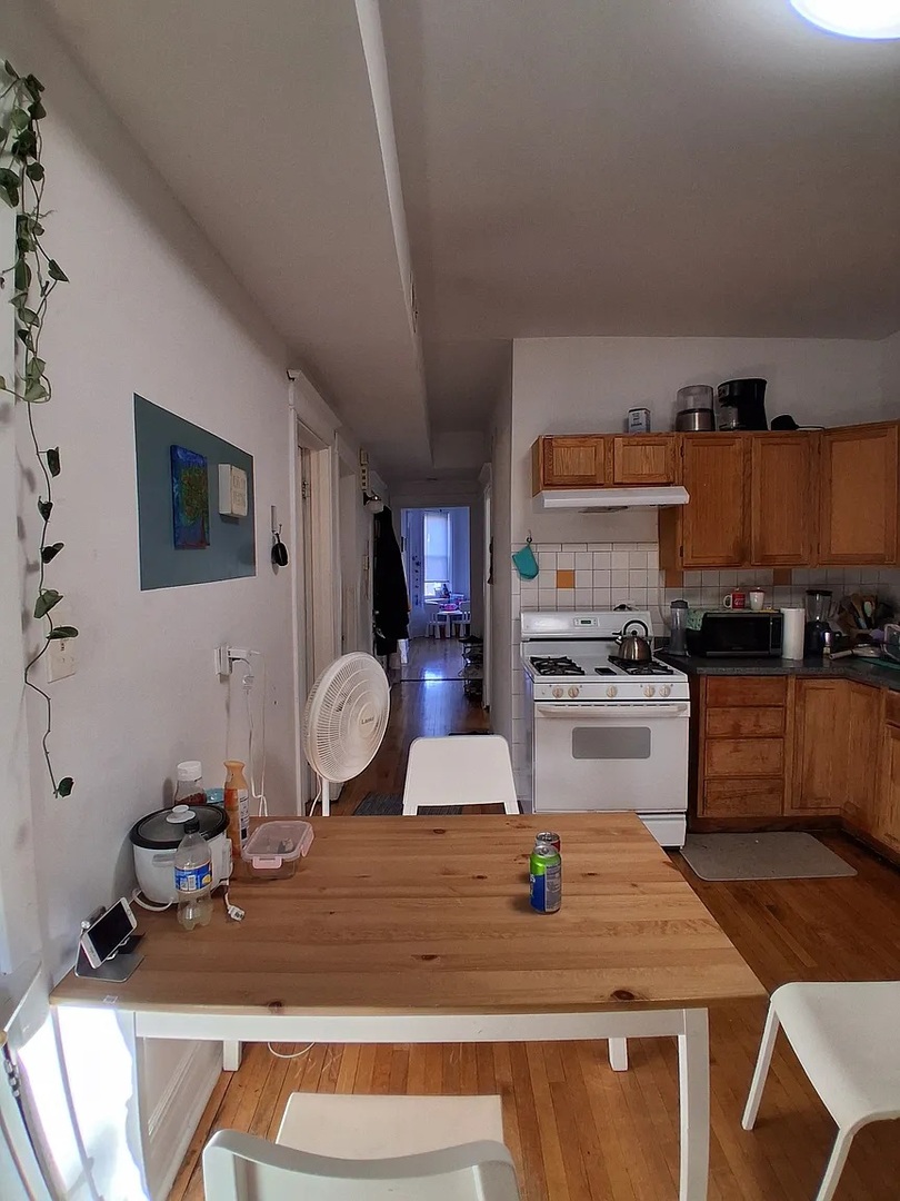 2354 S Whipple Street 2F