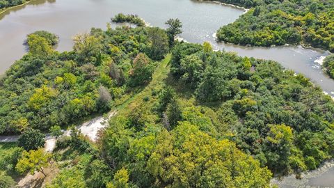 141 Breakenridge Farm Road Oak Brook IL 60523