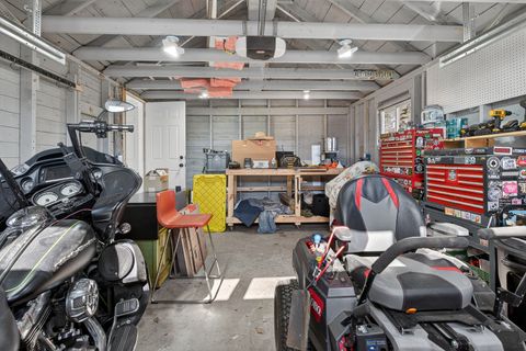 Tiny photo for 1600 N 7th Street, Clinton, IA 52372 (MLS # 12610840)