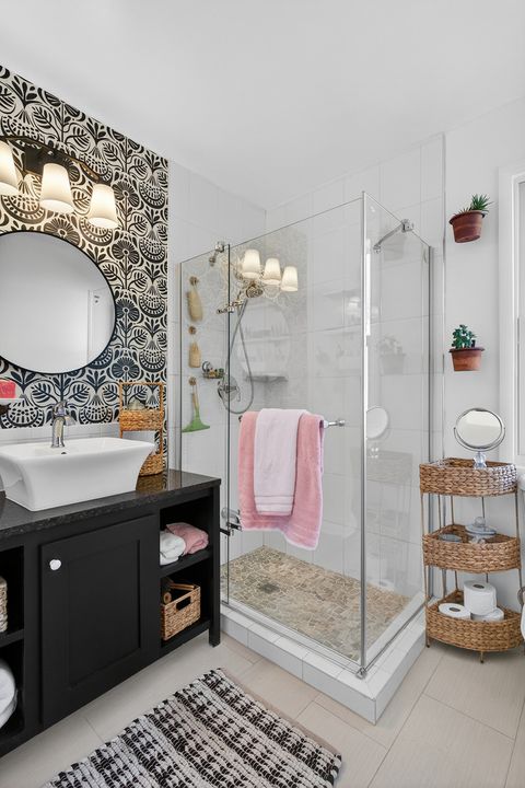 Tiny photo for 1600 N 7th Street, Clinton, IA 52372 (MLS # 12610840)