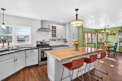 Tiny photo for 1600 N 7th Street, Clinton, IA 52372 (MLS # 12610840)