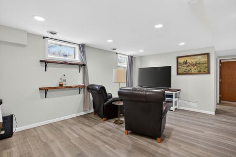 Tiny photo for 1600 N 7th Street, Clinton, IA 52372 (MLS # 12610840)