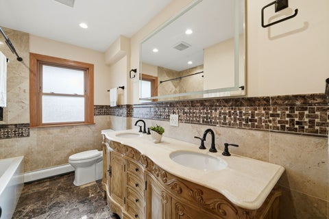Tiny photo for 1434 Heidorn Avenue, Westchester, IL 60154 (MLS # 12650654)