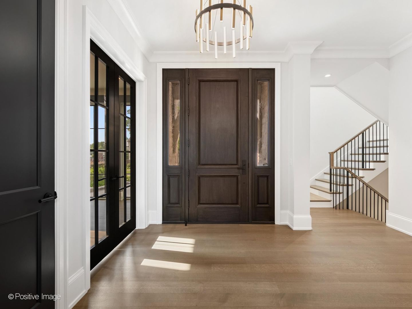 333 W Benton Avenue