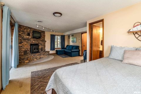 Tiny photo for 135 OAK Circle, Goreville, IL 62939 (MLS # QC4268308)