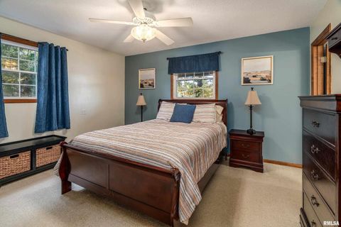 Tiny photo for 135 OAK Circle, Goreville, IL 62939 (MLS # QC4268308)