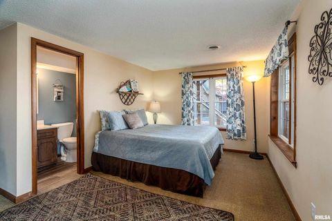 Tiny photo for 135 OAK Circle, Goreville, IL 62939 (MLS # QC4268308)