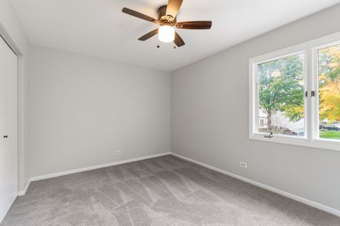Tiny photo for 427 Bradford Place, Bolingbrook, IL 60490 (MLS # 12509105)