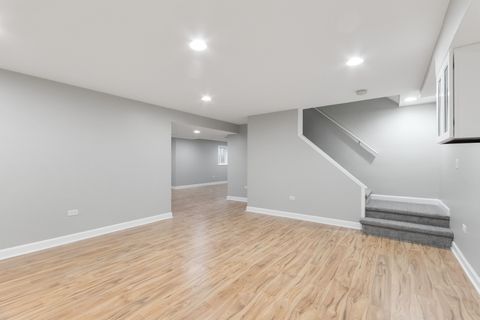 Tiny photo for 427 Bradford Place, Bolingbrook, IL 60490 (MLS # 12509105)