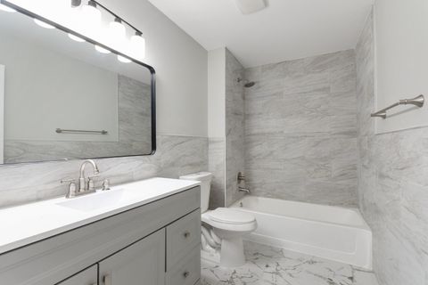 Tiny photo for 427 Bradford Place, Bolingbrook, IL 60490 (MLS # 12509105)