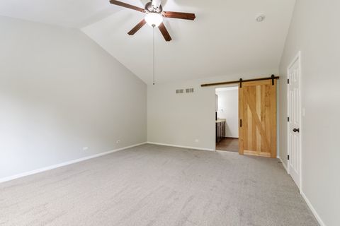 Tiny photo for 427 Bradford Place, Bolingbrook, IL 60490 (MLS # 12509105)