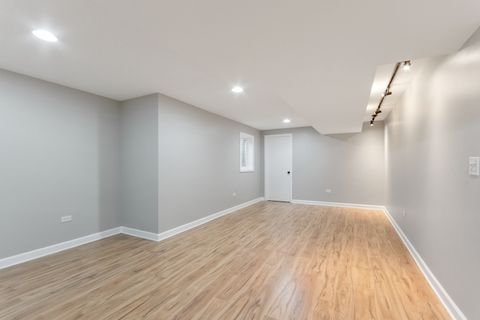 Tiny photo for 427 Bradford Place, Bolingbrook, IL 60490 (MLS # 12509105)