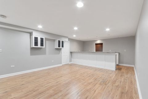 Tiny photo for 427 Bradford Place, Bolingbrook, IL 60490 (MLS # 12509105)