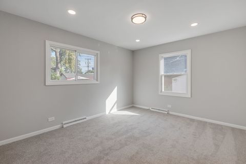 Tiny photo for 723 Balmoral Avenue, Westchester, IL 60154 (MLS # 12477255)