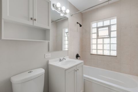Tiny photo for 723 Balmoral Avenue, Westchester, IL 60154 (MLS # 12477255)