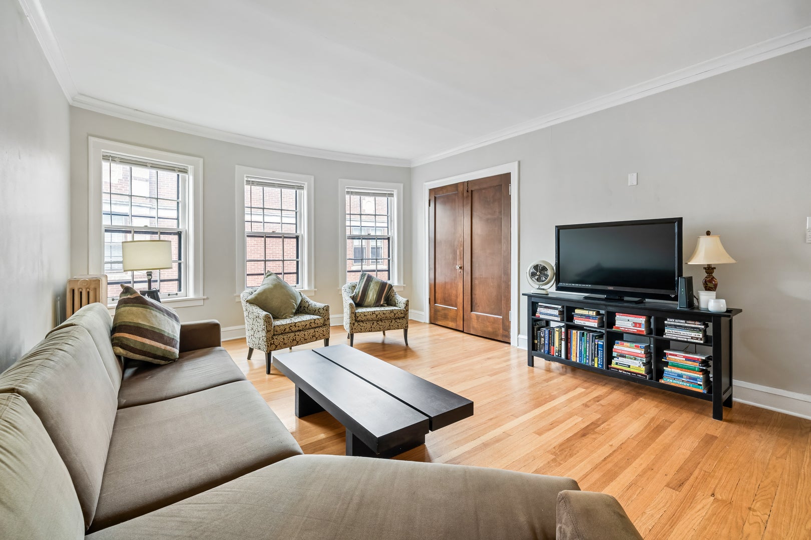 356 Ridge Avenue 6-3