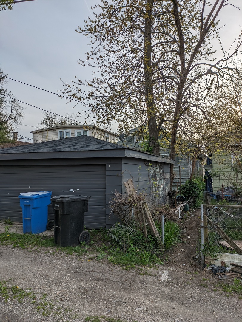 12115 S Emerald Avenue
