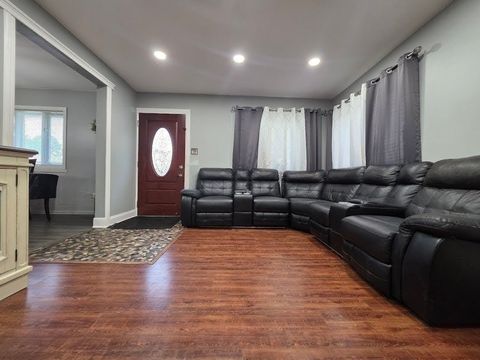 Tiny photo for 10530 S 82nd Court, Palos Hills, IL 60465 (MLS # 12549921)