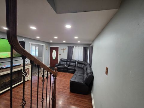 Tiny photo for 10530 S 82nd Court, Palos Hills, IL 60465 (MLS # 12549921)