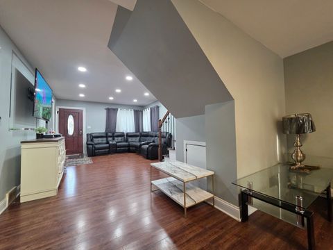 Tiny photo for 10530 S 82nd Court, Palos Hills, IL 60465 (MLS # 12549921)