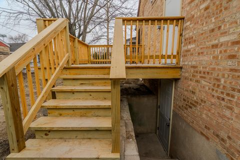 Tiny photo for 6015 Crain Street, Morton Grove, IL 60053 (MLS # 12584374)