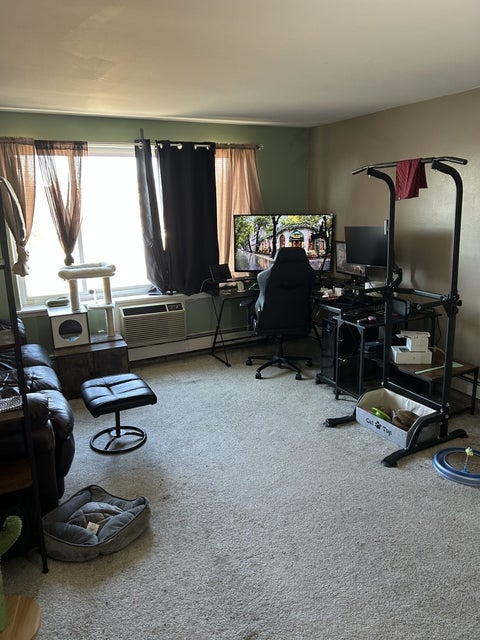 Tiny photo for 1500 ROBIN Circle #314, Hoffman Estates, IL 60169 (MLS # 12580519)