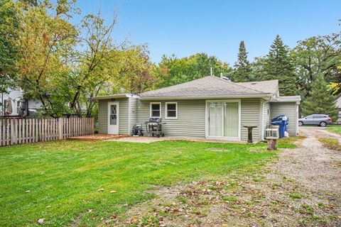 Tiny photo for 27630 N Hickory Street, Island Lake, IL 60042 (MLS # 12516151)