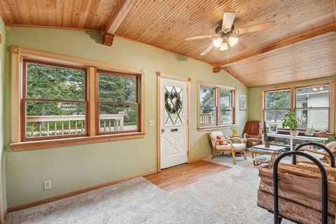 Tiny photo for 27630 N Hickory Street, Island Lake, IL 60042 (MLS # 12516151)