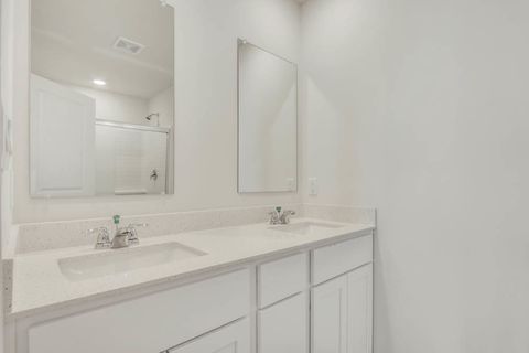 Tiny photo for 2684 Arrowhead Drive, Pingree Grove, IL 60140 (MLS # 12661769)