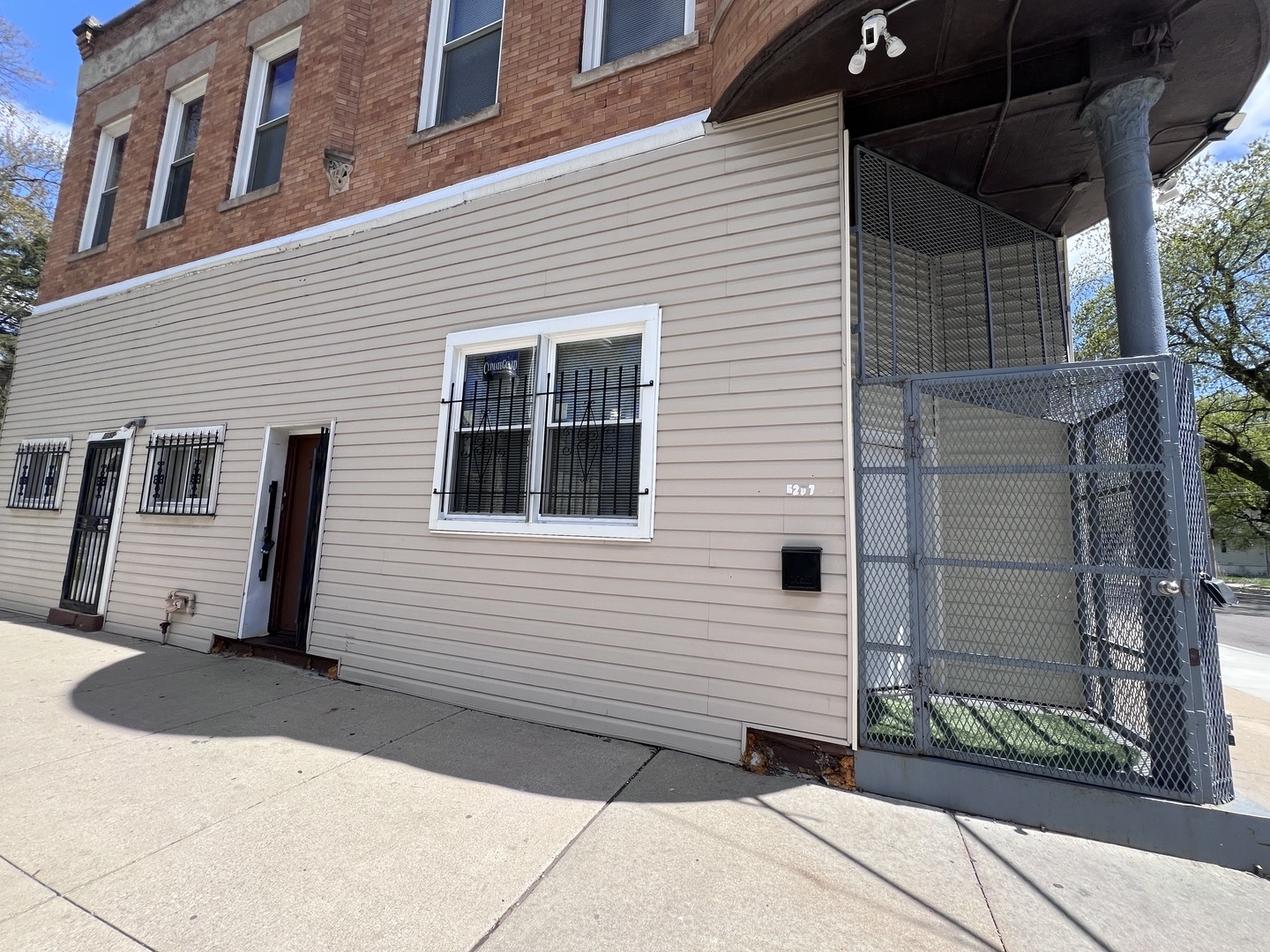 5257 S Aberdeen Street 1S