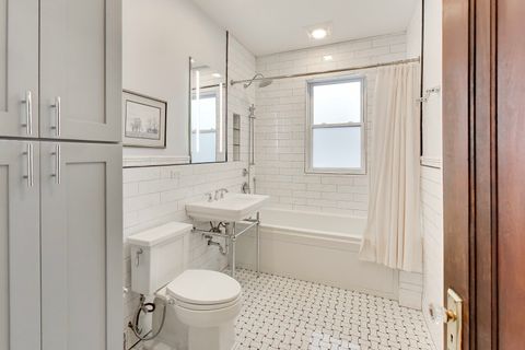 Tiny photo for 5637 N KENMORE Avenue #3, Chicago, IL 60660 (MLS # 12614603)