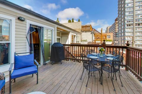 Tiny photo for 5637 N KENMORE Avenue #3, Chicago, IL 60660 (MLS # 12614603)